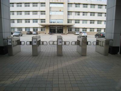 摆闸，，.jpg